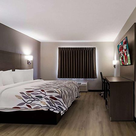 Super 8 By Wyndham Marston Motel ภายนอก รูปภาพ