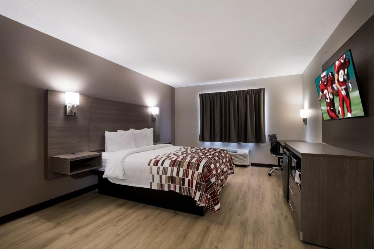Super 8 By Wyndham Marston Motel ภายนอก รูปภาพ
